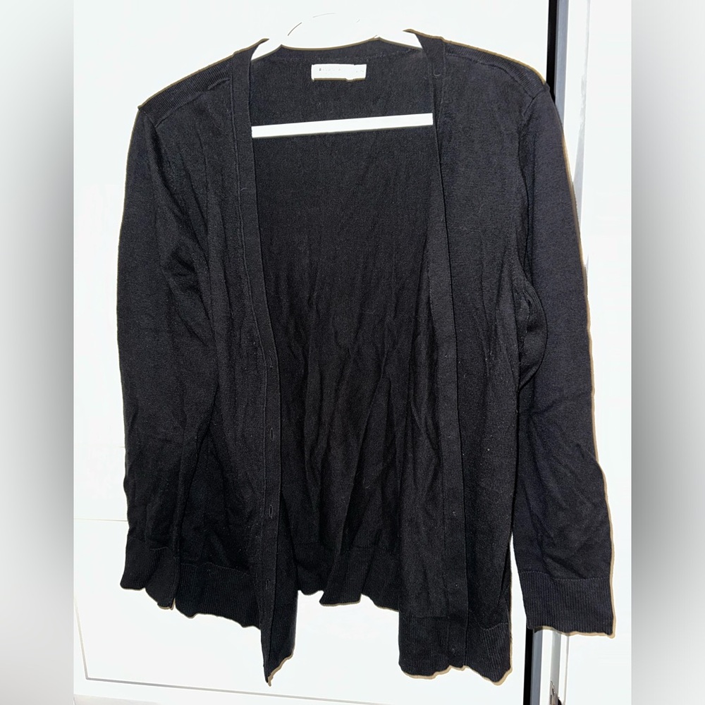 Black light weight cardigan